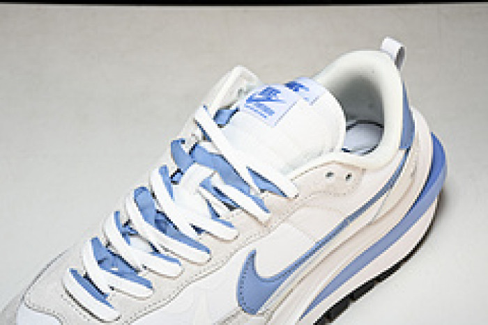 Sacai x Nk VaporWaffle 3.0 DD1875-112