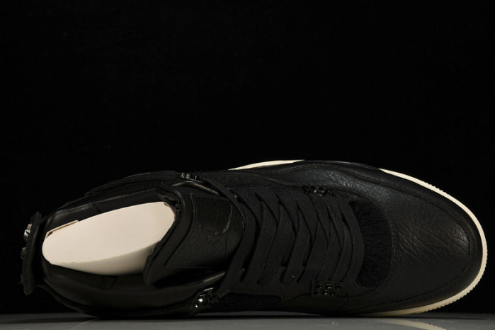 Air Jordan 4 819139-010