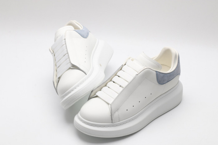 Alexander McQueen sneaker