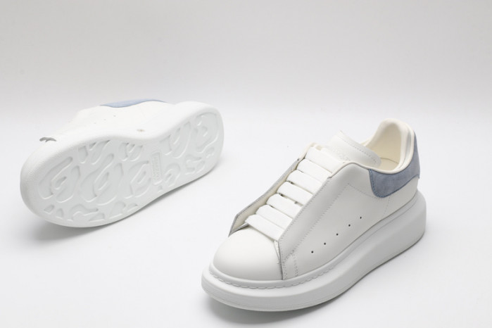 Alexander McQueen sneaker