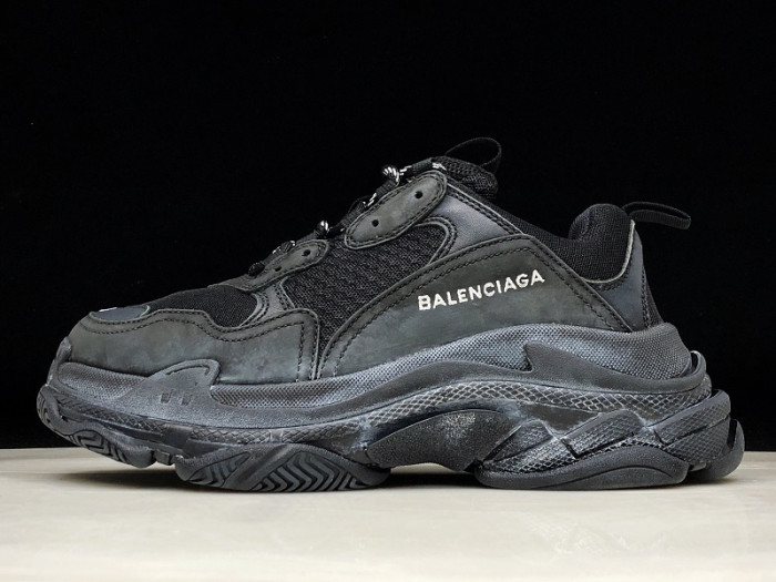 BLEN Triple S Triple Black (2018 Reissue) 51278 W0901 1000