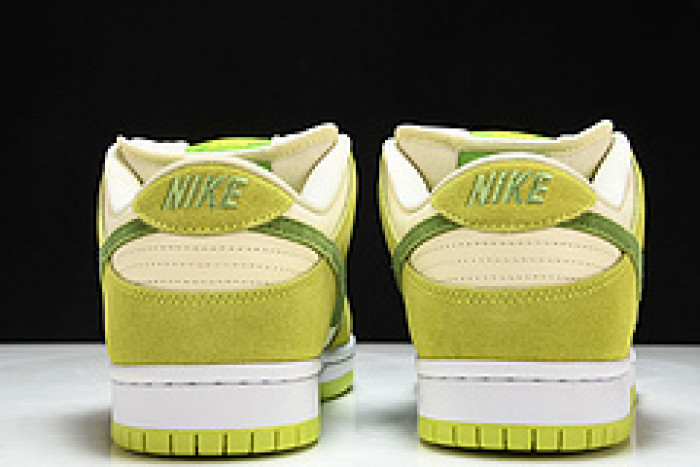 Nike SB Dunk Low Green Apple - DM0807-300