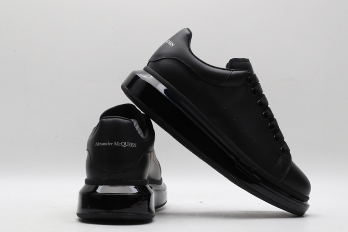 Alexander McQueen sneaker