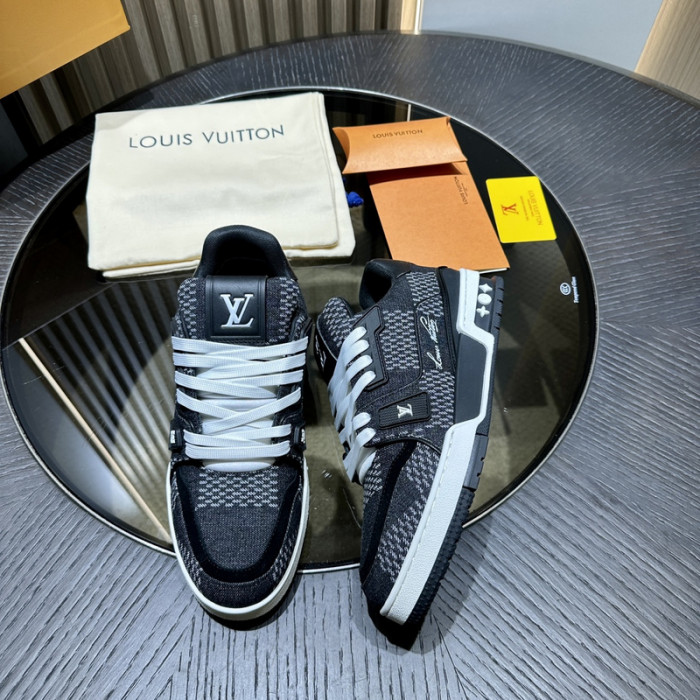 L&V SNEAKERS
