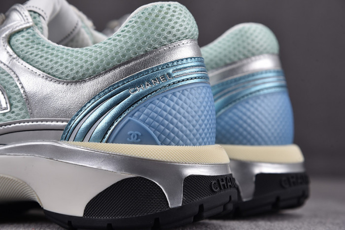 CHANEEL sneaker