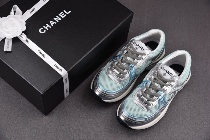 CHANEEL sneaker