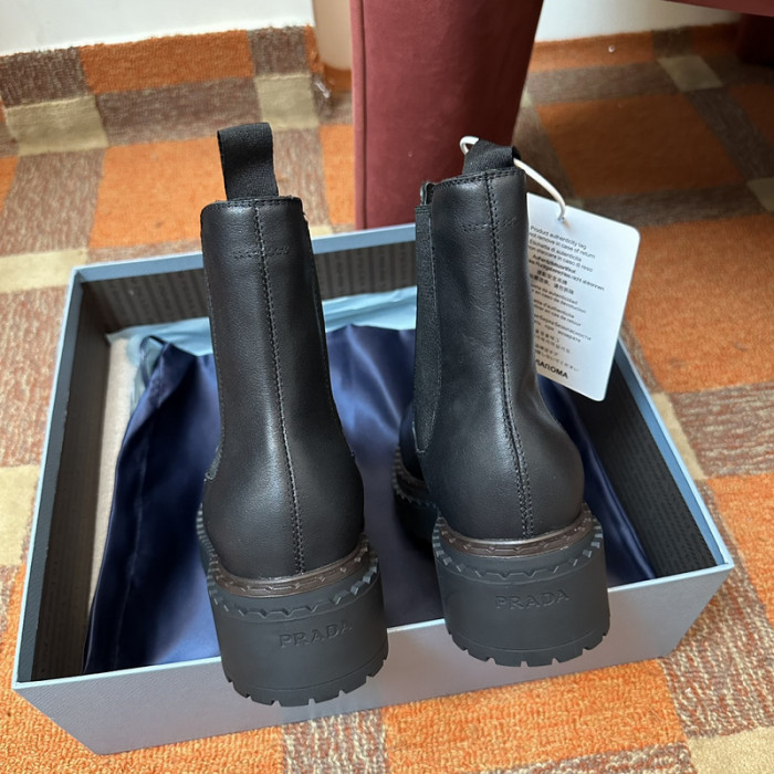 PRA designer sneaker