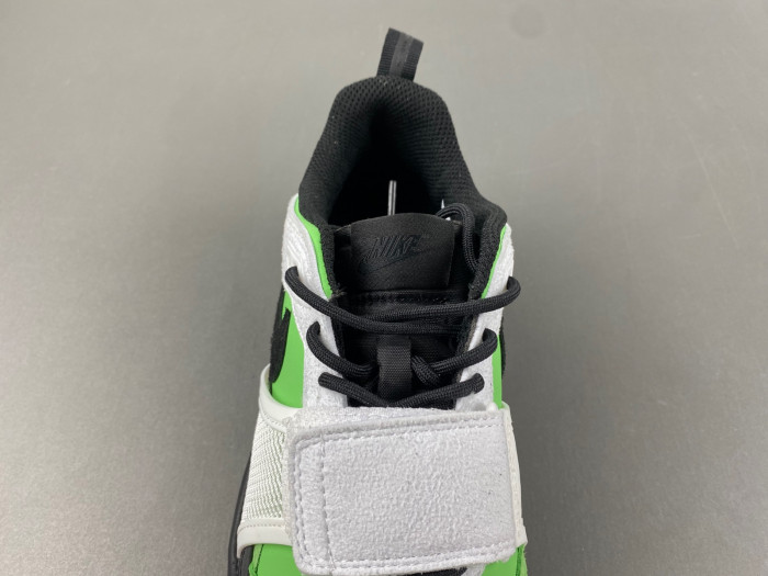 Nike Travis Scott x Nike Zoom Field Jaxx HQ3061-104