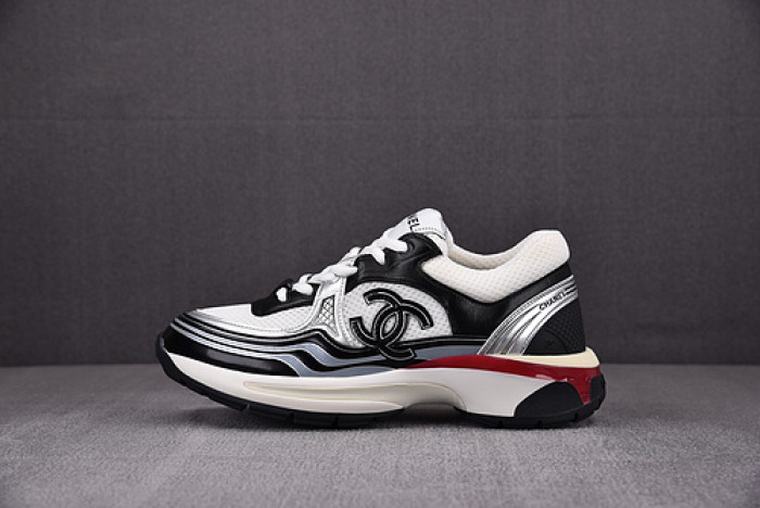 CHANEEL sneaker