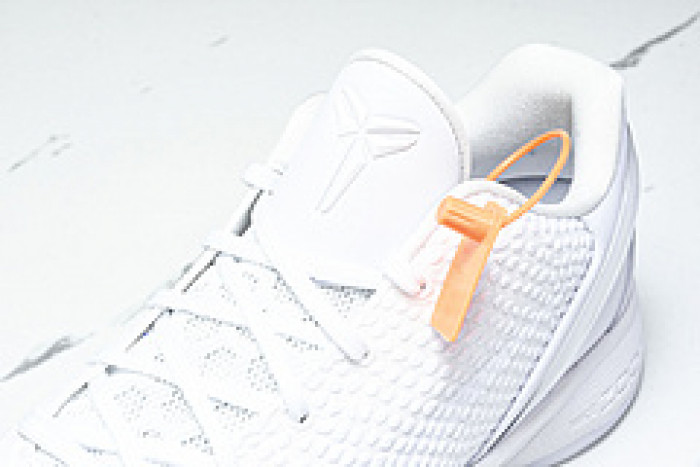 NK Zoom Kobe 6 Protro White DO5079-021