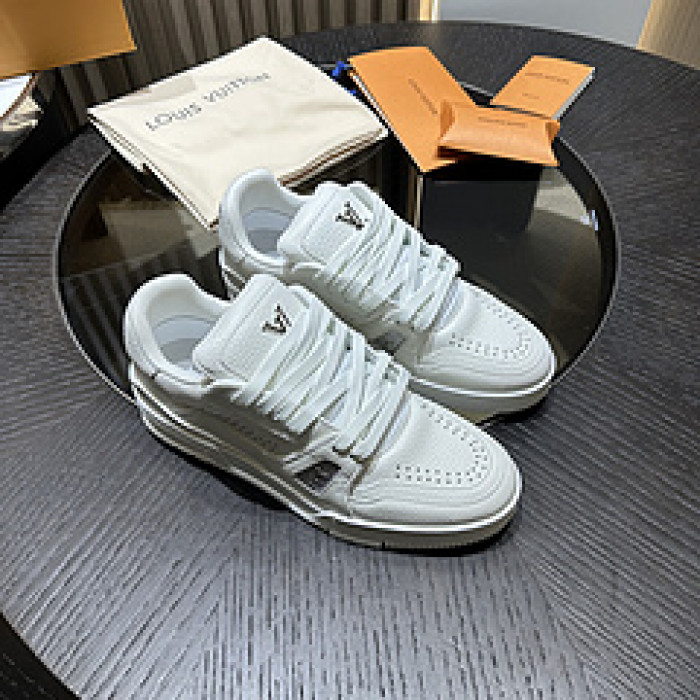 L&V SNEAKERS