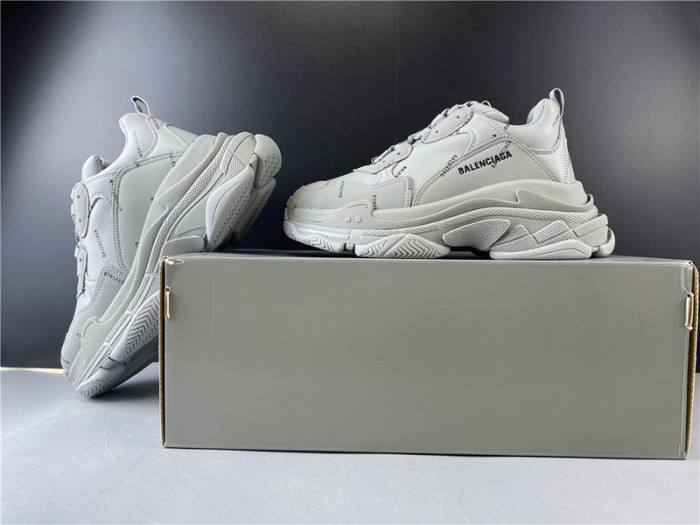 BLEN Triple S grey balenciaga letter 541624 W09OL 38010