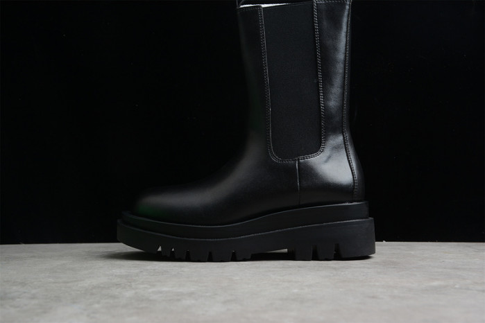 BOTTEGA VENETA SNEAKER