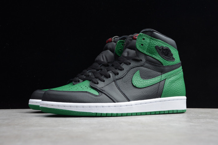 Air Jordan 1 High “Pine Green”555088-030