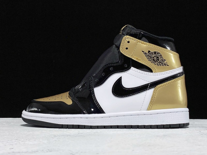 AIR JORDAN 1 RETRO HIGH OG NRG "GOLD TOE" 861428-007