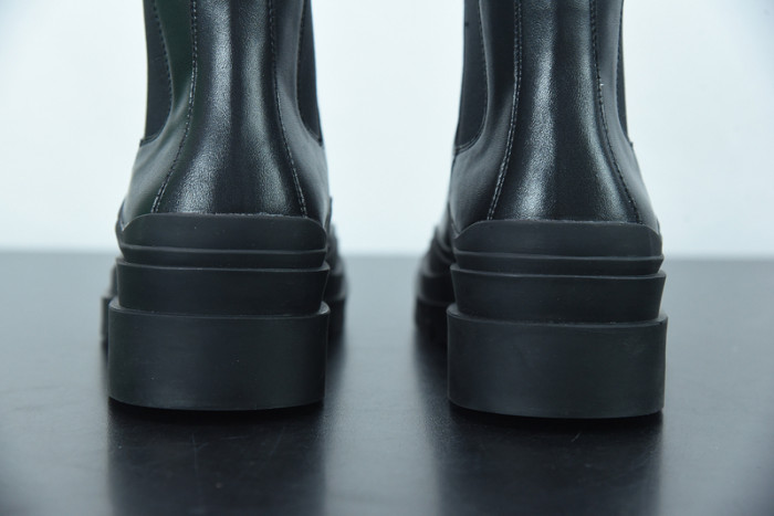 Bo*te*ga ve*ne*ta sneaker