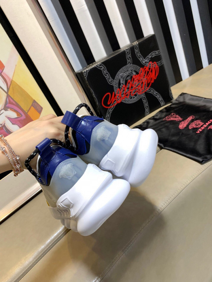 VER DESIGNER SNEAKERS