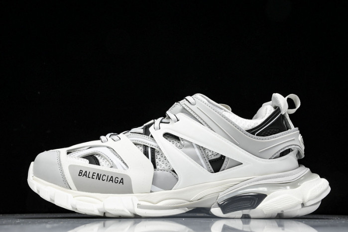 BLEN Track W3AD3 9812