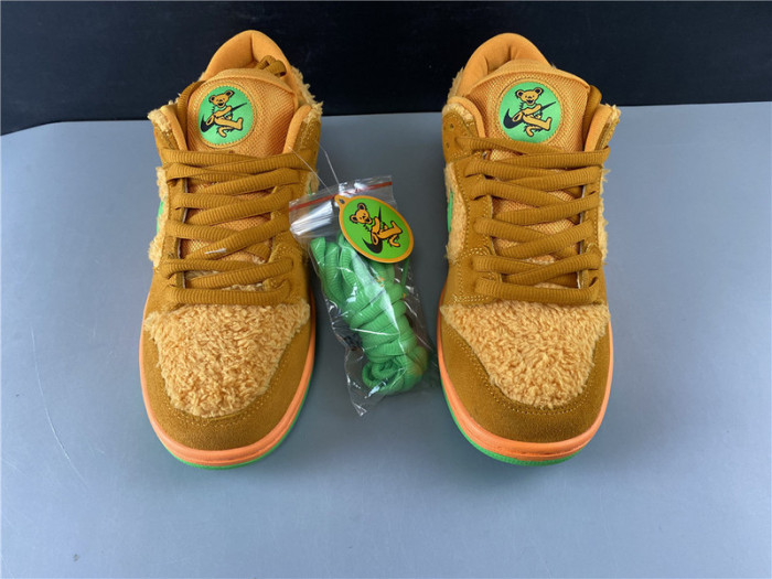 Grateful Dead x Nike SB Dunk Low “Orange Bear” CJ5378-800