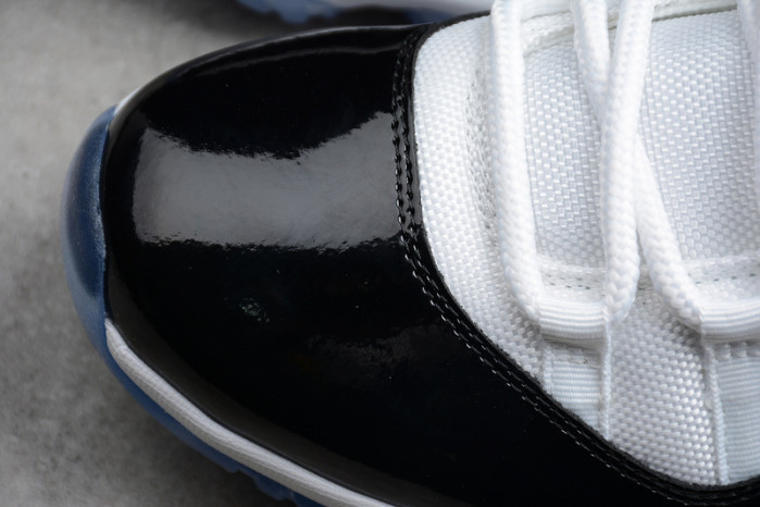 Jordan 11 Retro Low Concord 528895-153