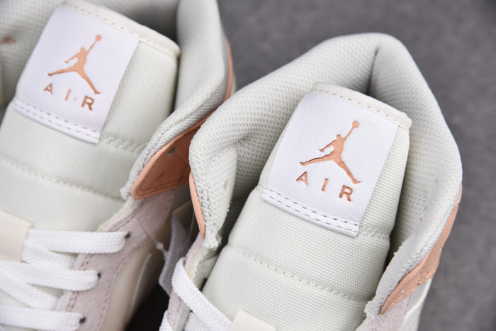 Jordan 1 Mid Milan CV3044-100