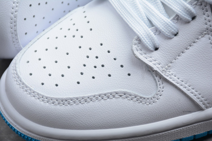 Jordan 1 Mid UNC (W) BQ6472-114