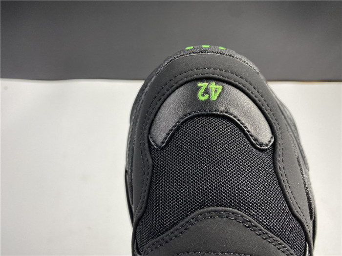 BLEN Triple S black and green balenciaga 541624 W09OL 399