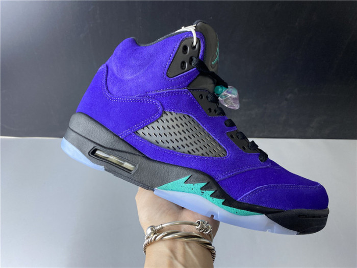 Jordan 5 Retro Alternate Grape 136027-500