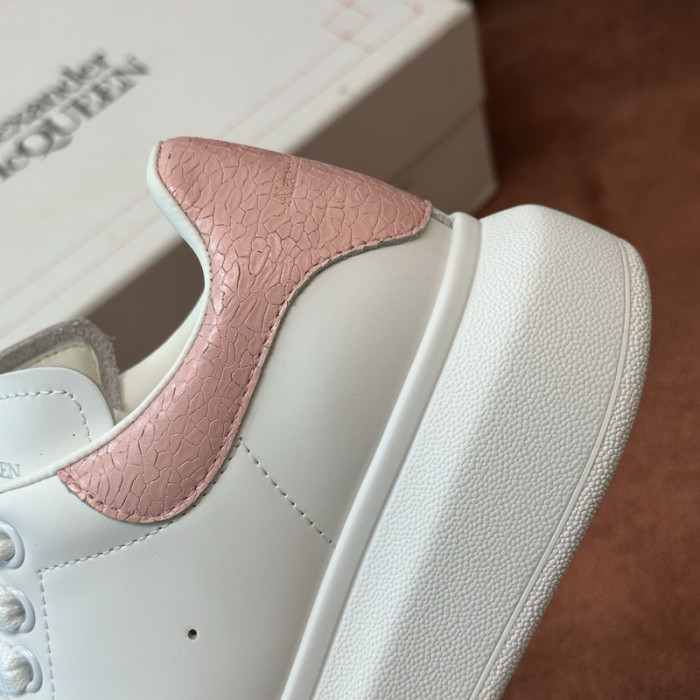 Alexander McQueen sneaker