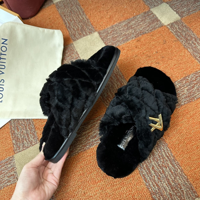 L&V SLIPPERS