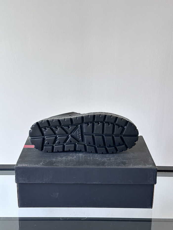 PRA designer sneaker