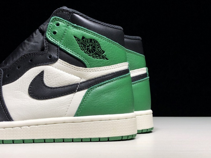 AIR JORDAN 1 RETRO HIGH OG 555088-302