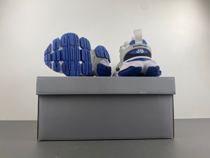 BLEN CARGO 785754 W2LX1 1170