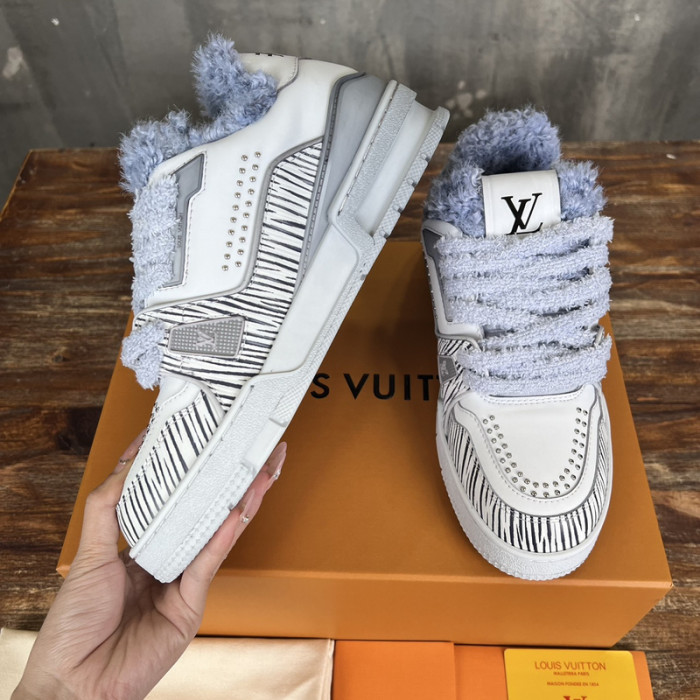 L&V SNEAKERS