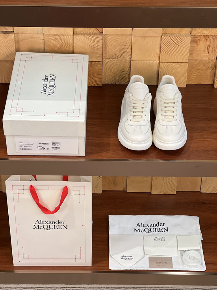 Alexander McQueen sneaker