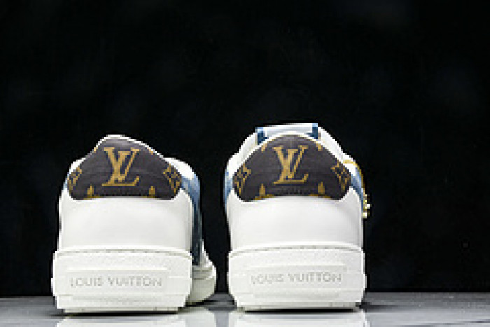 L&V SNEAKERS