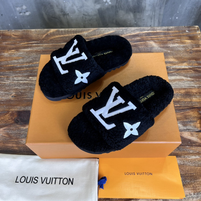 L&V SLIPPERS