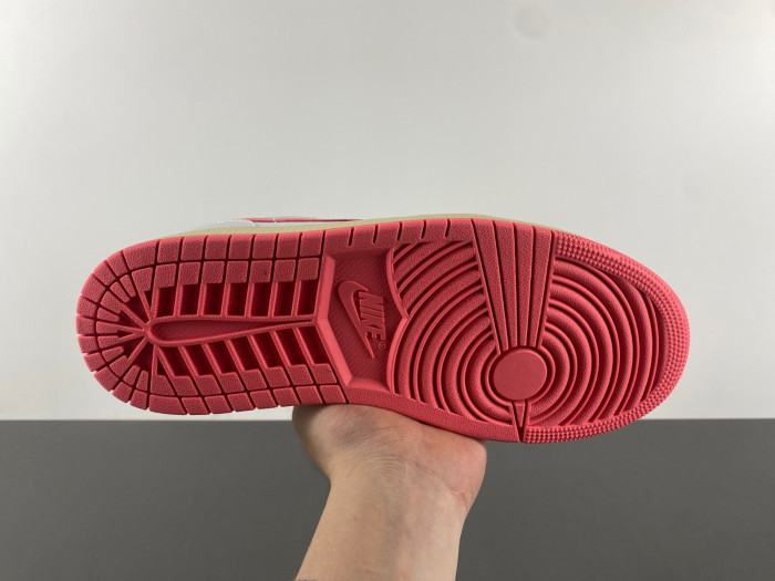 Air Jordan 1 Low DC0774-109