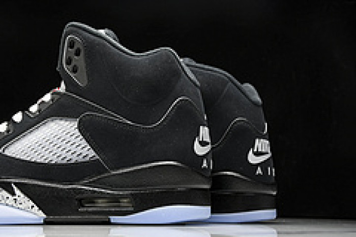 Air Jordan 5 Retro OG Black Metallic Reimagined HF3975-001