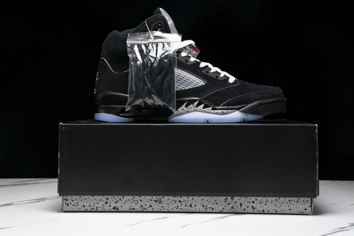 Air Jordan 5 Retro OG Black Metallic Reimagined HF3975-001