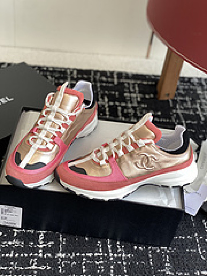 CHANEEL sneaker
