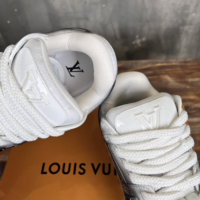 L&V SNEAKERS