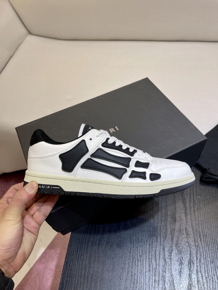 AM1R1 SNEAKERS