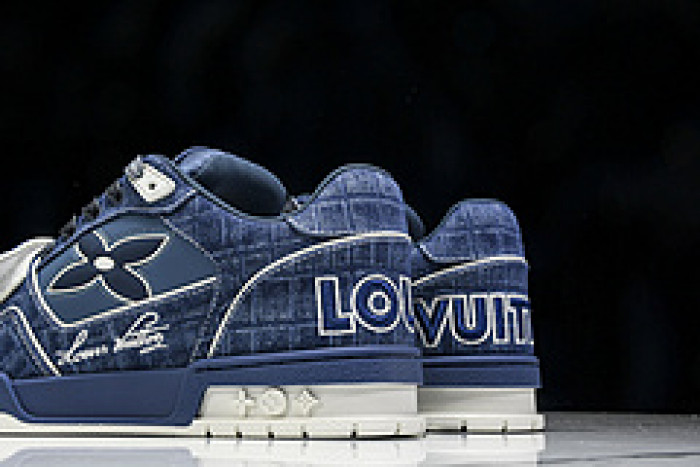L&V SNEAKERS
