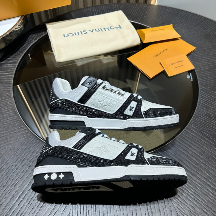 L&V SNEAKERS