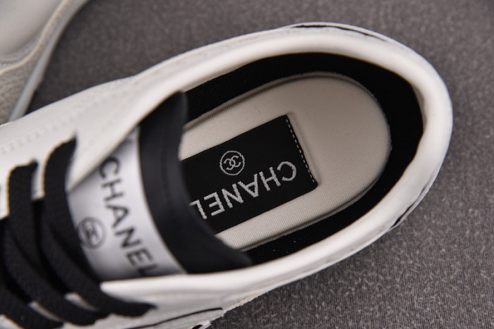 CHANEEL sneaker