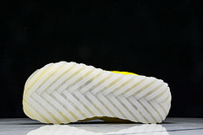 BOTTEGA VENETA SNEAKER