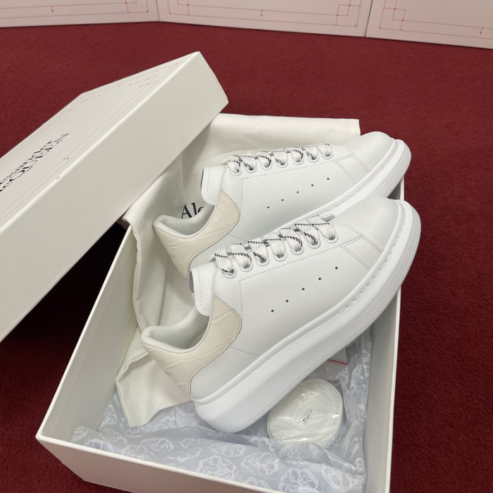 Alexander McQueen sneaker