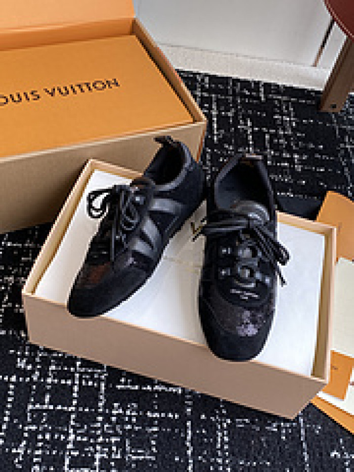 L&V SNEAKERS