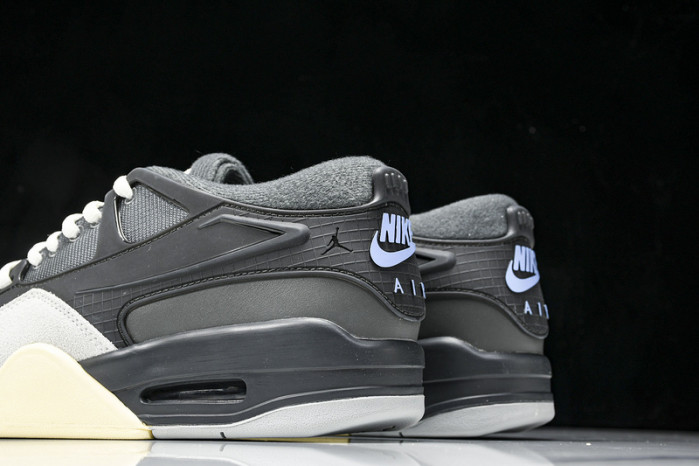 Air Jordan 4 RM FQ7938-002